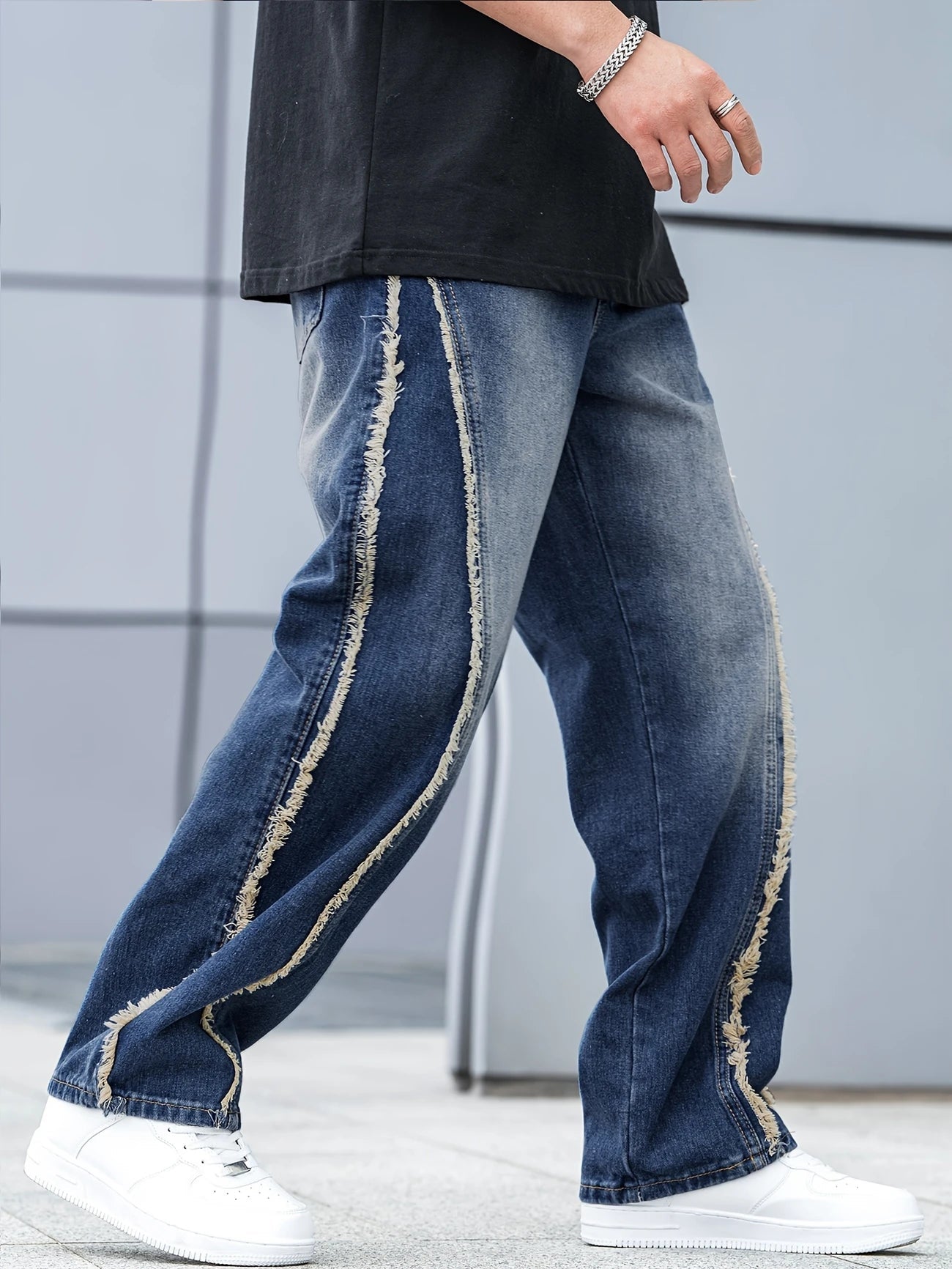 Comfort-Fit Jeans