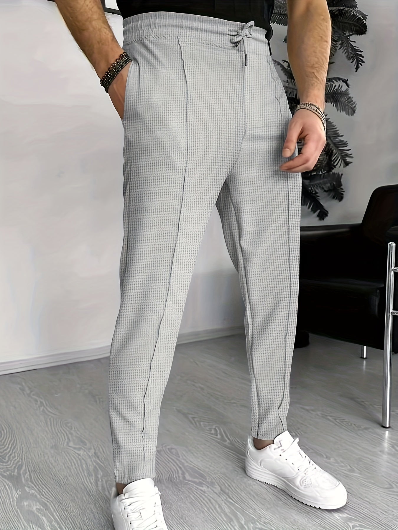 Sculpting Slim Pants