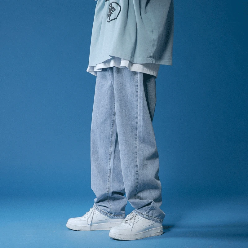 Relaxed-Fit Jeans