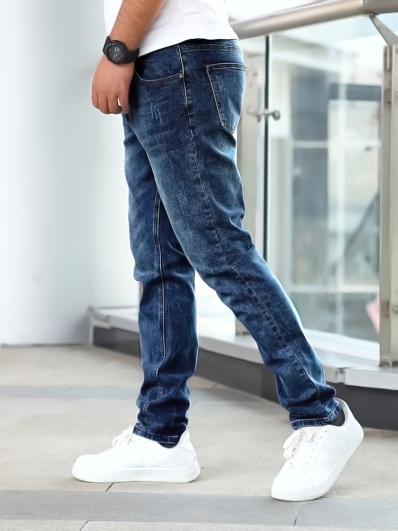 Everyday-Comfort Jeans