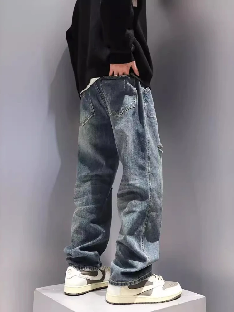 Relaxed-Fit Jeans