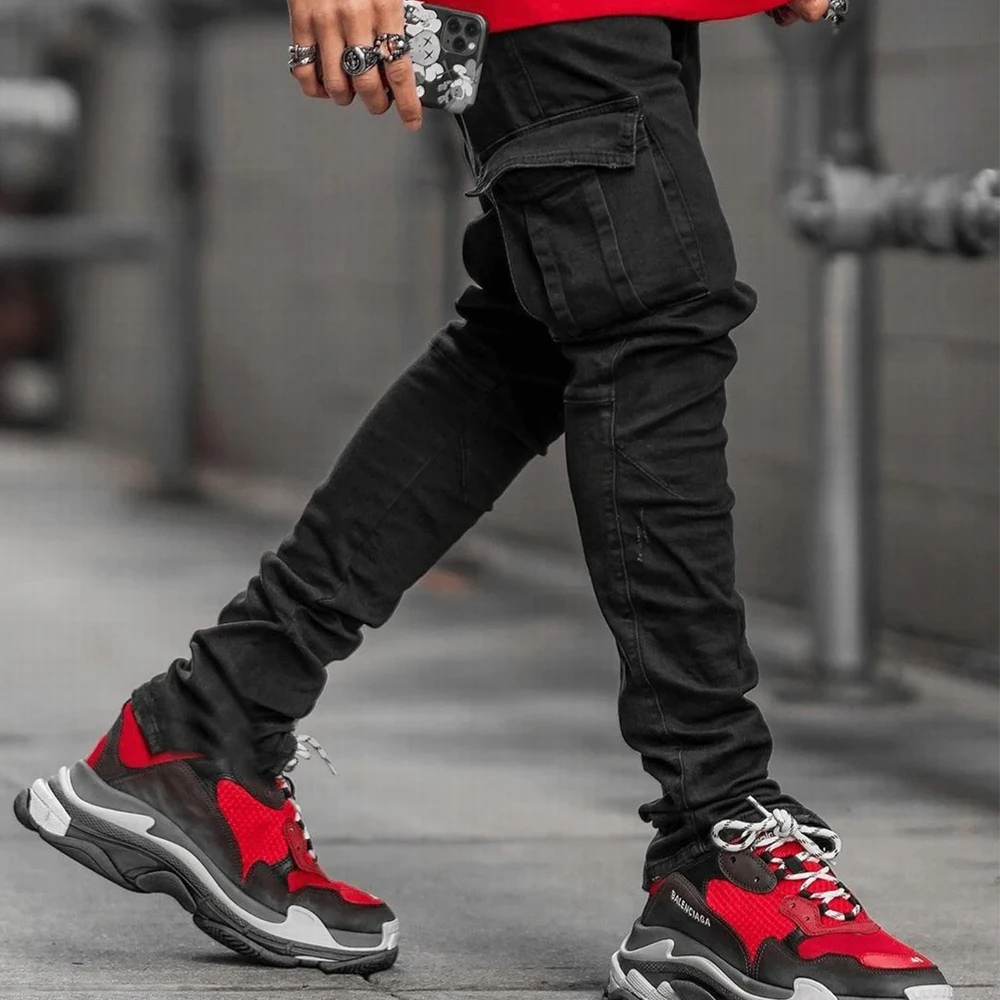 Cargo Motion-Ready Jeans