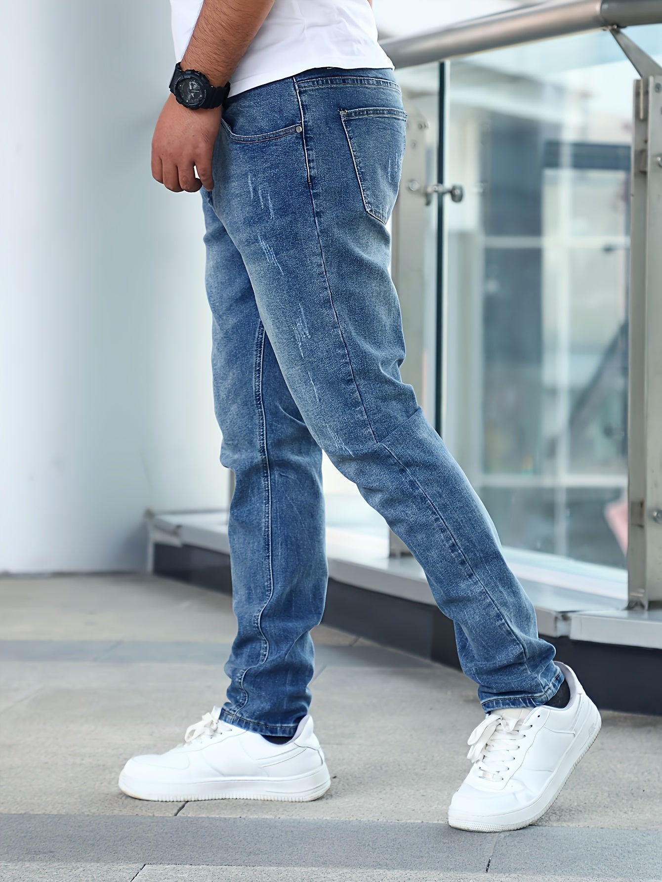 Everyday-Comfort Jeans