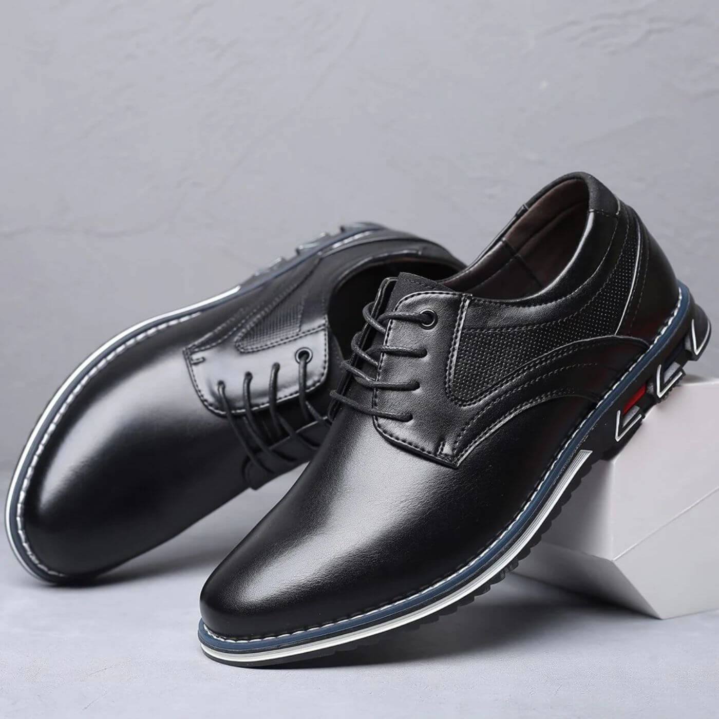 Pain-Free Oxford All-Day Comfort