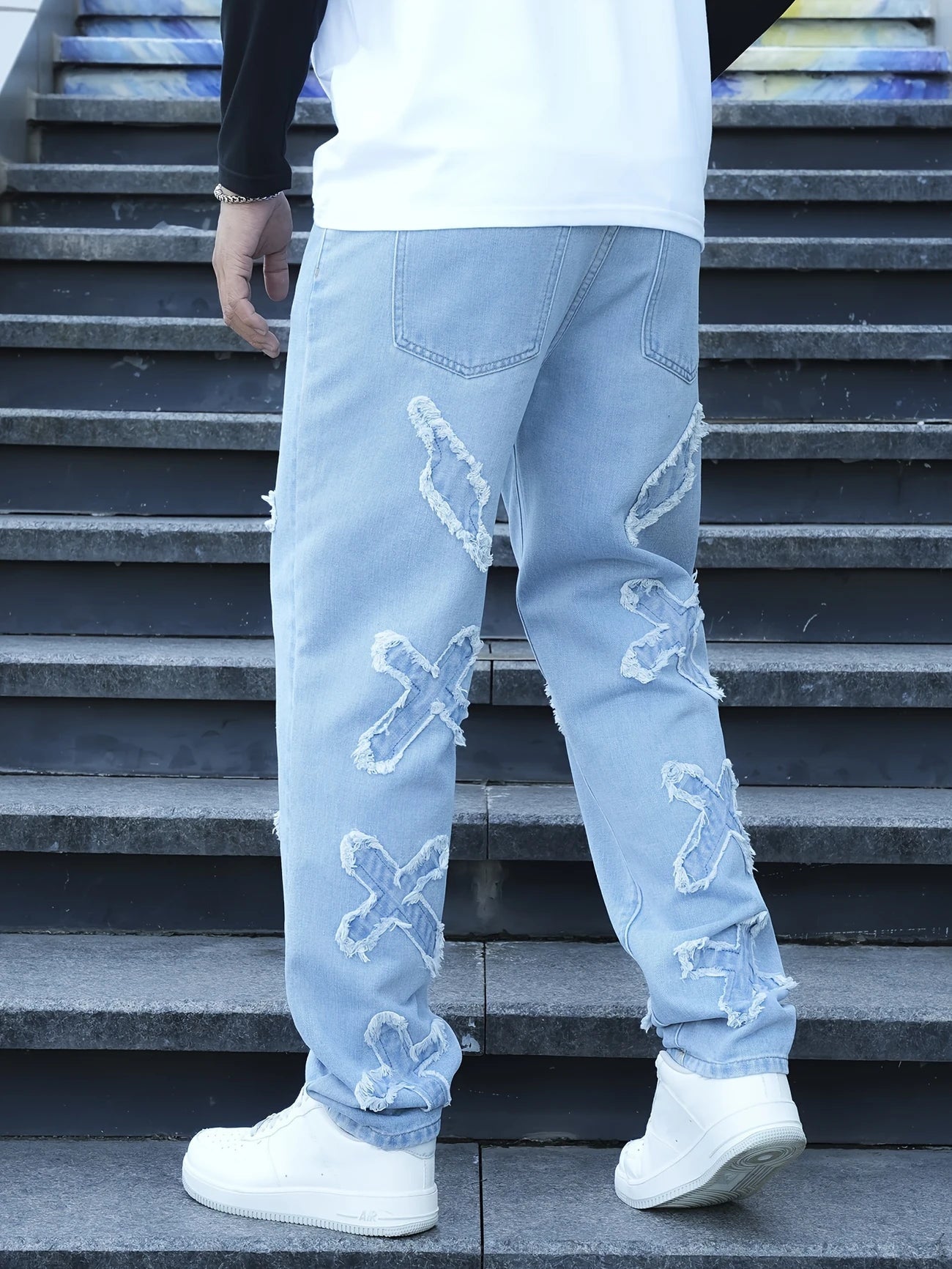 Embroidered-Elegance Jeans