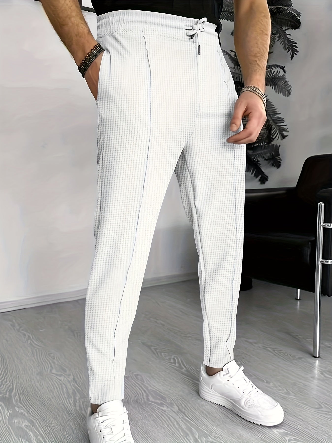 Sculpting Slim Pants
