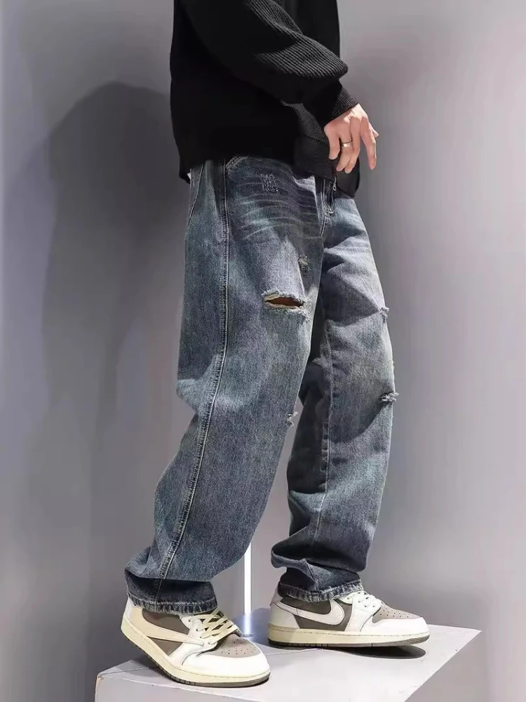 Relaxed-Fit Jeans