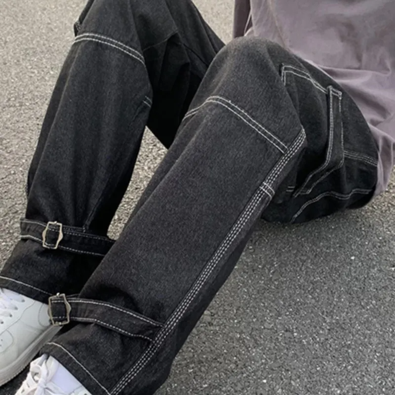 Relaxed-Fit Jeans