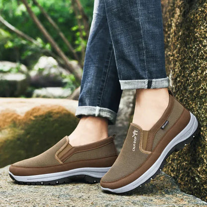 Arch-Relief Walking Shoes