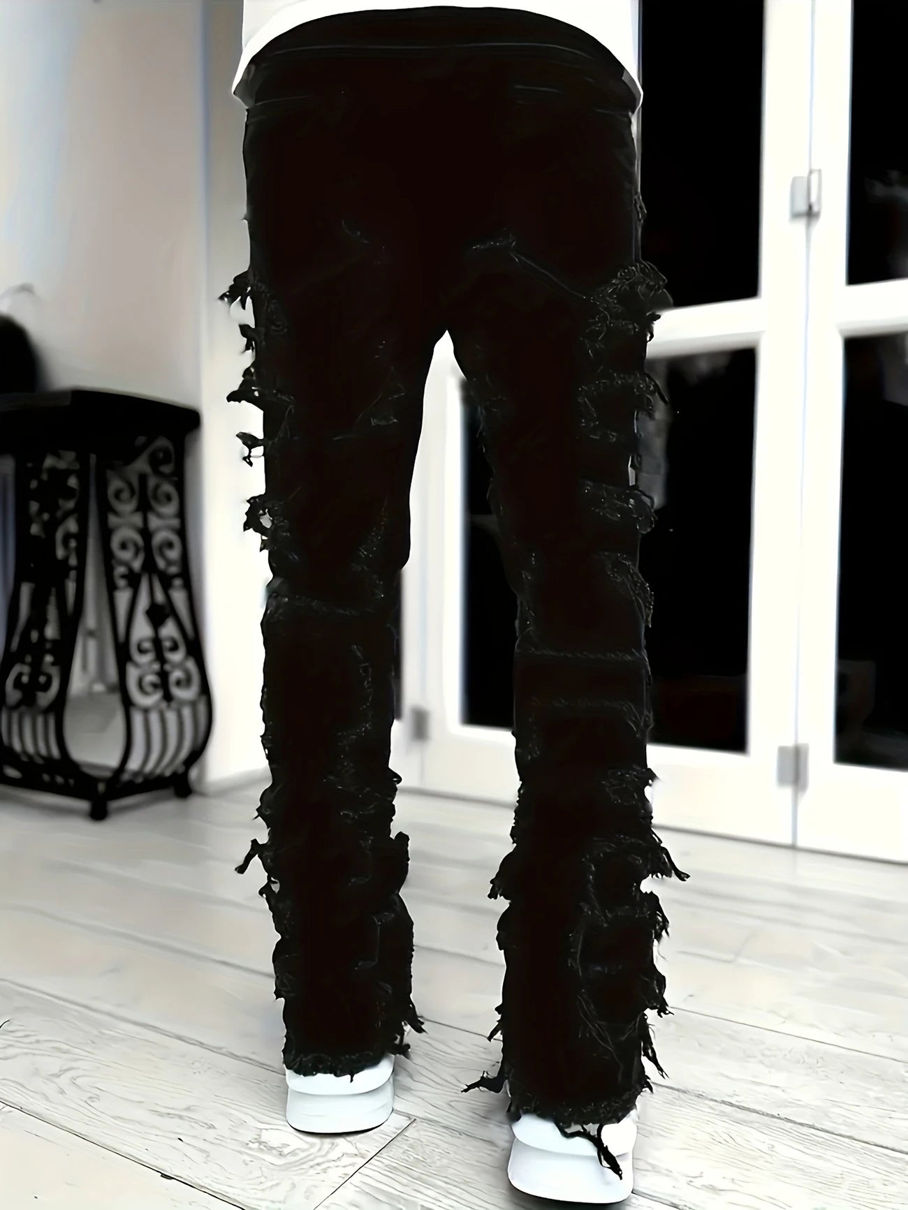 Bold-Edge Jeans